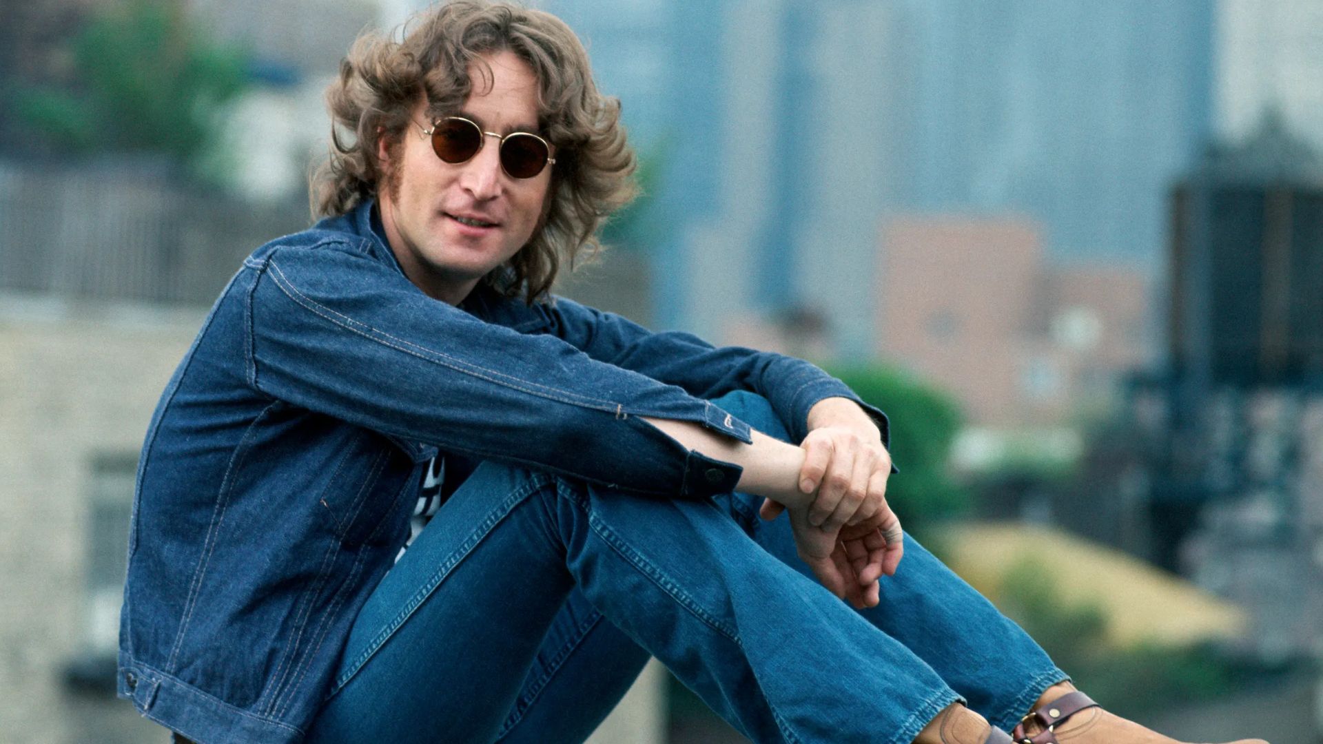File:John Lennon
