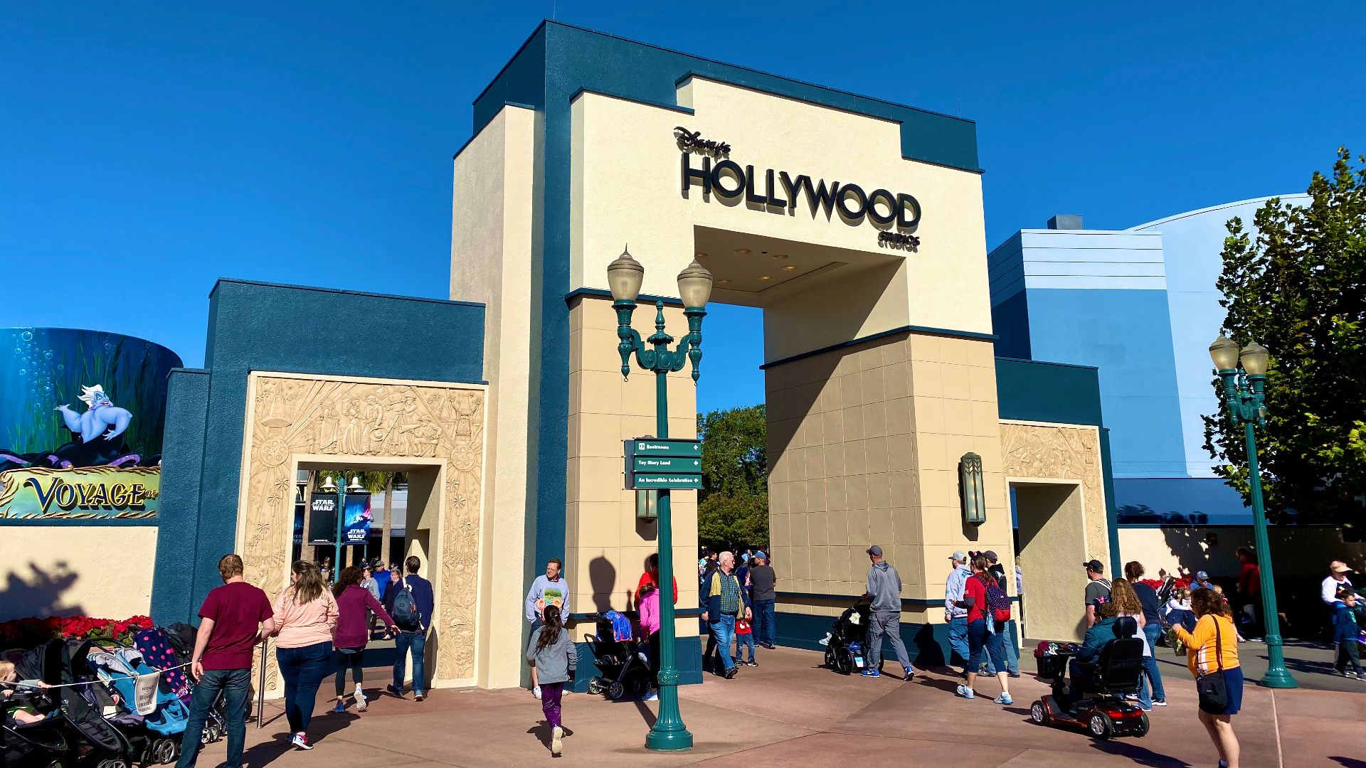 File:Disney's Hollywood Studios Archway.jpg