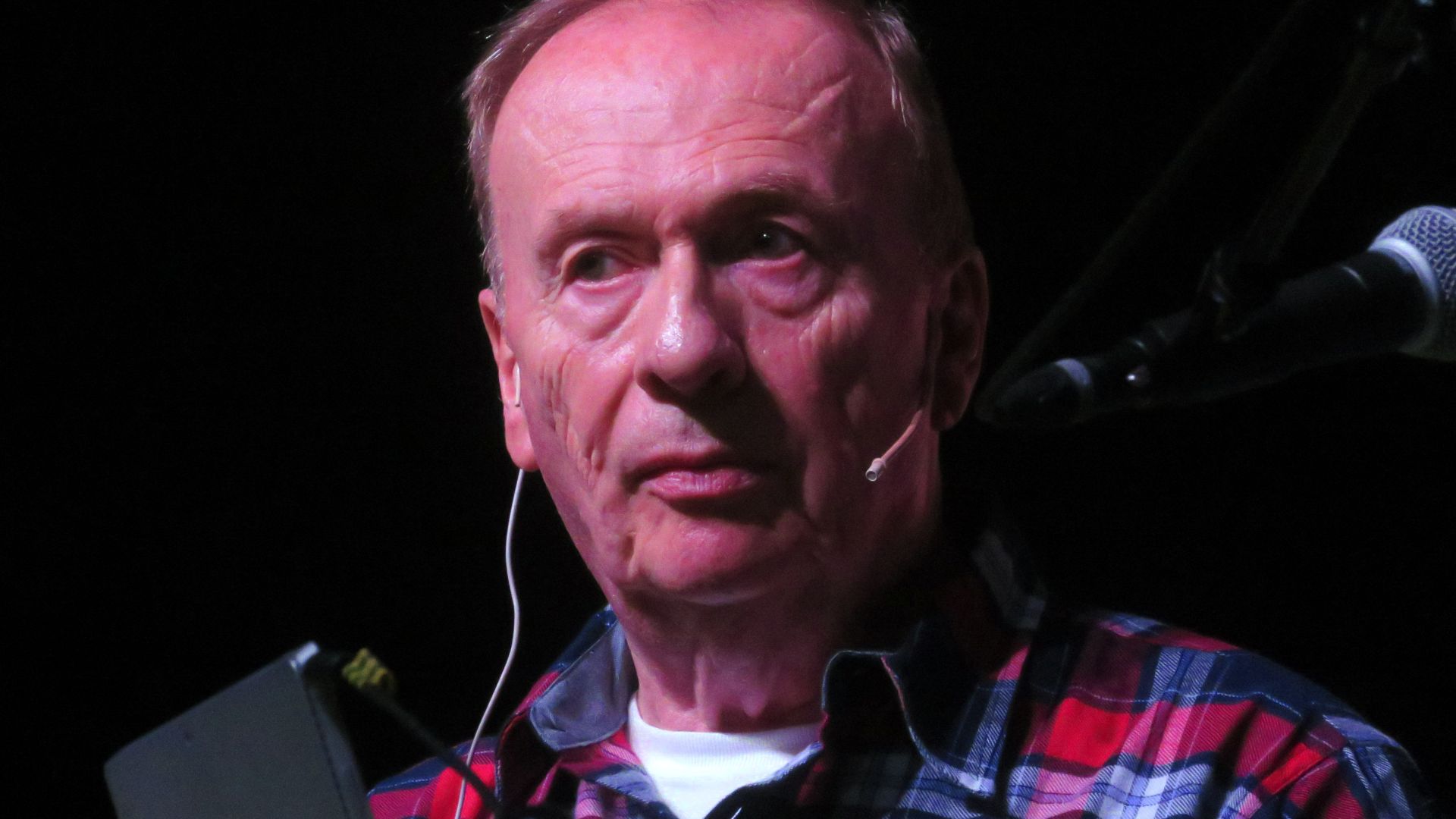 File:Geoff emerick-1547304152.jpg