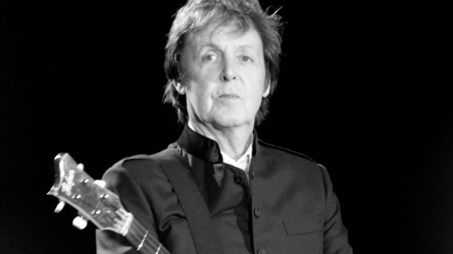 File:Paul McCartney black and white 2010.jpg