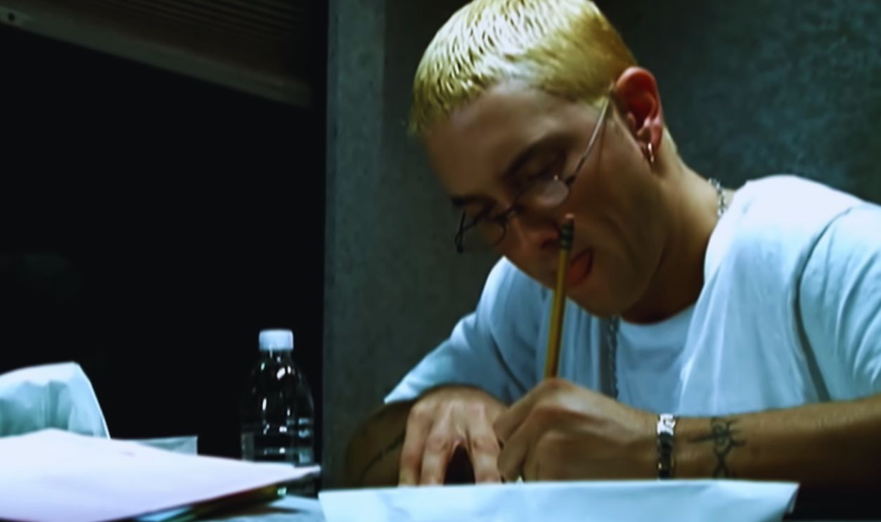 Screenshot from Eminem – Stan (2000)
