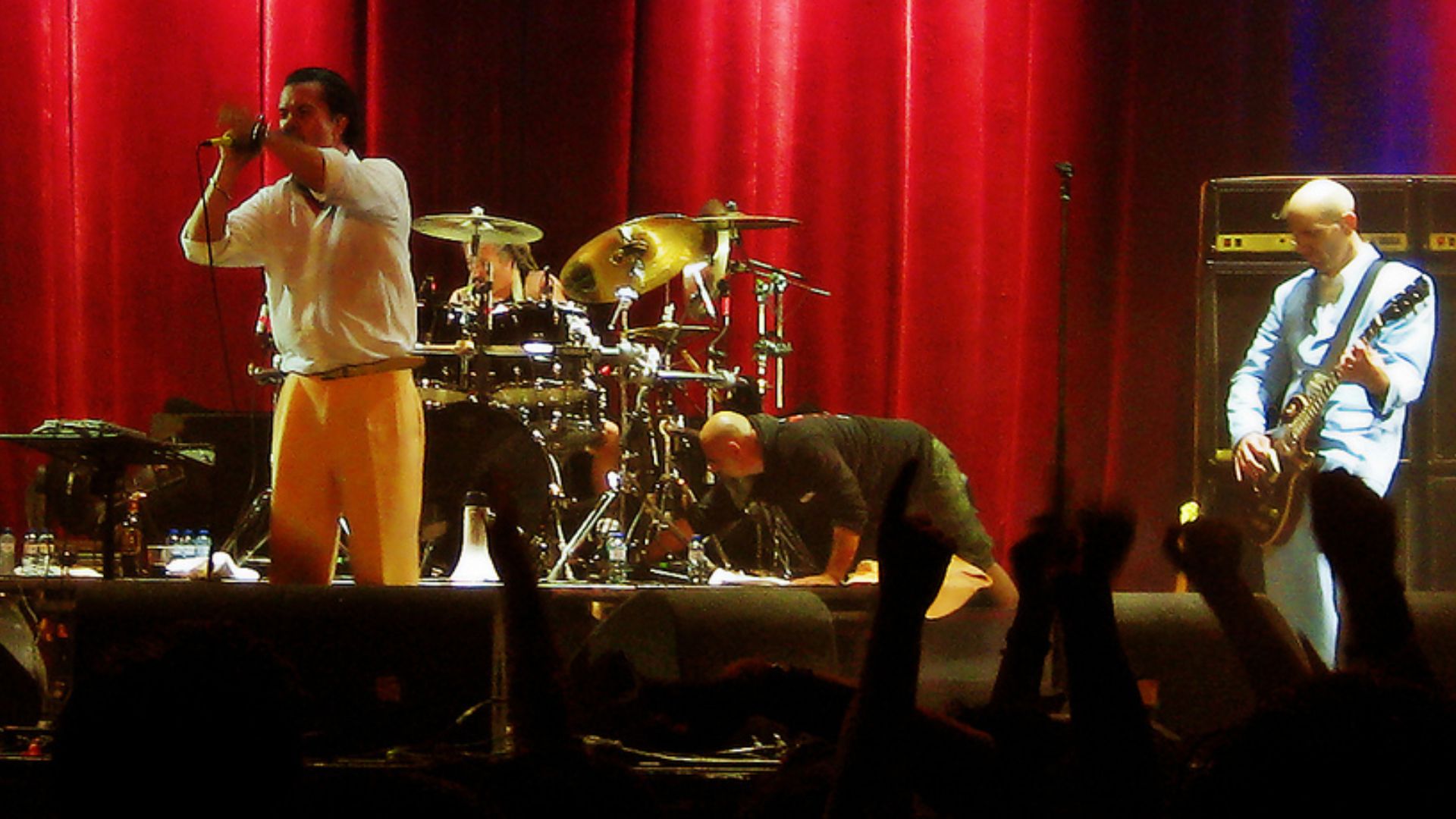 File:Faith No More 2009.jpg