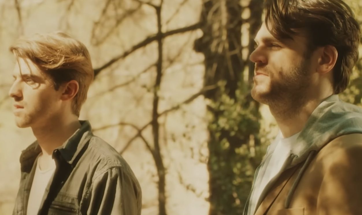 Screenshot from Don’t Let Me Down (2016)