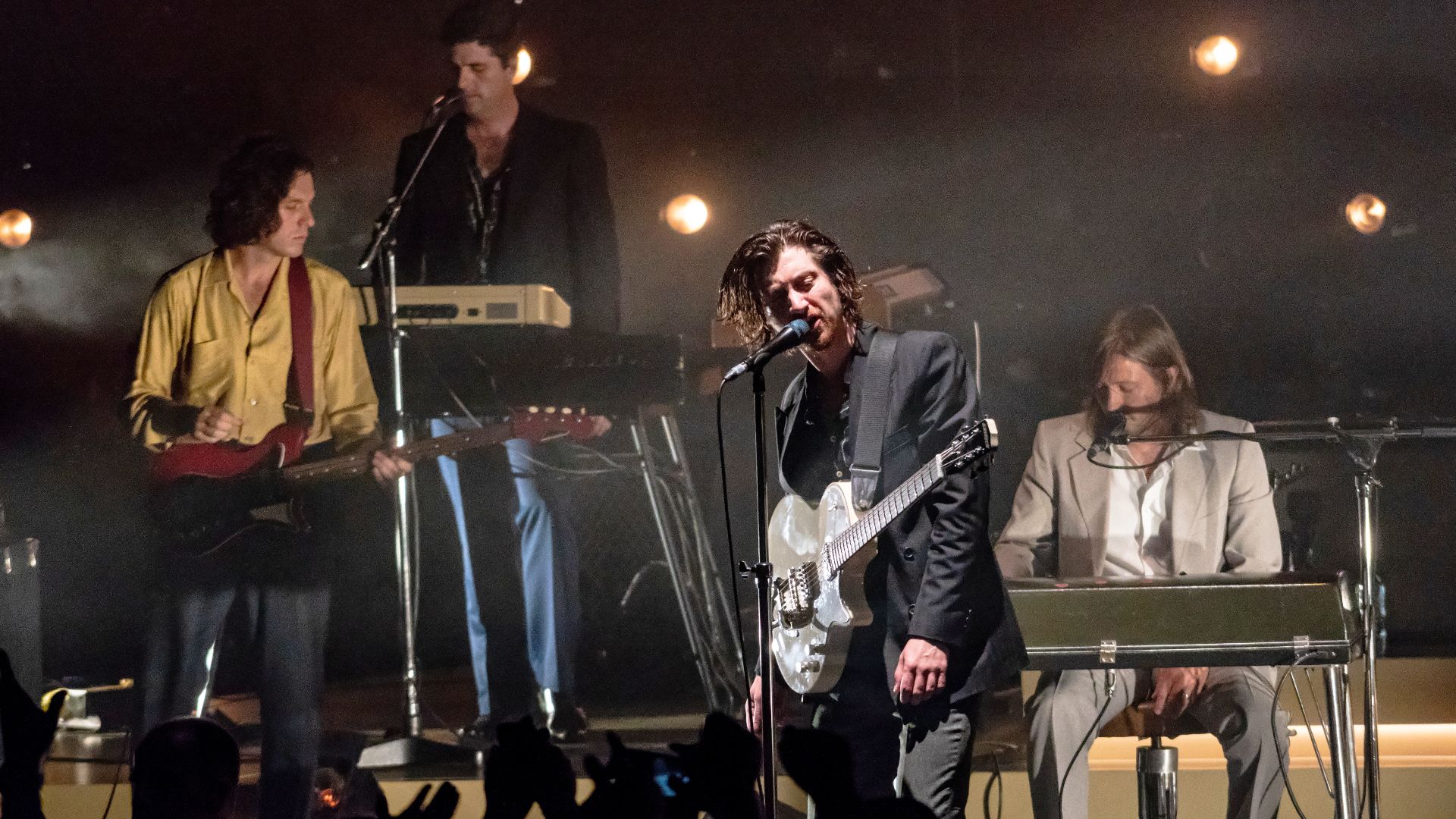 File:ArcticMonkeysRAH070618 (19) (28799629968).jpg