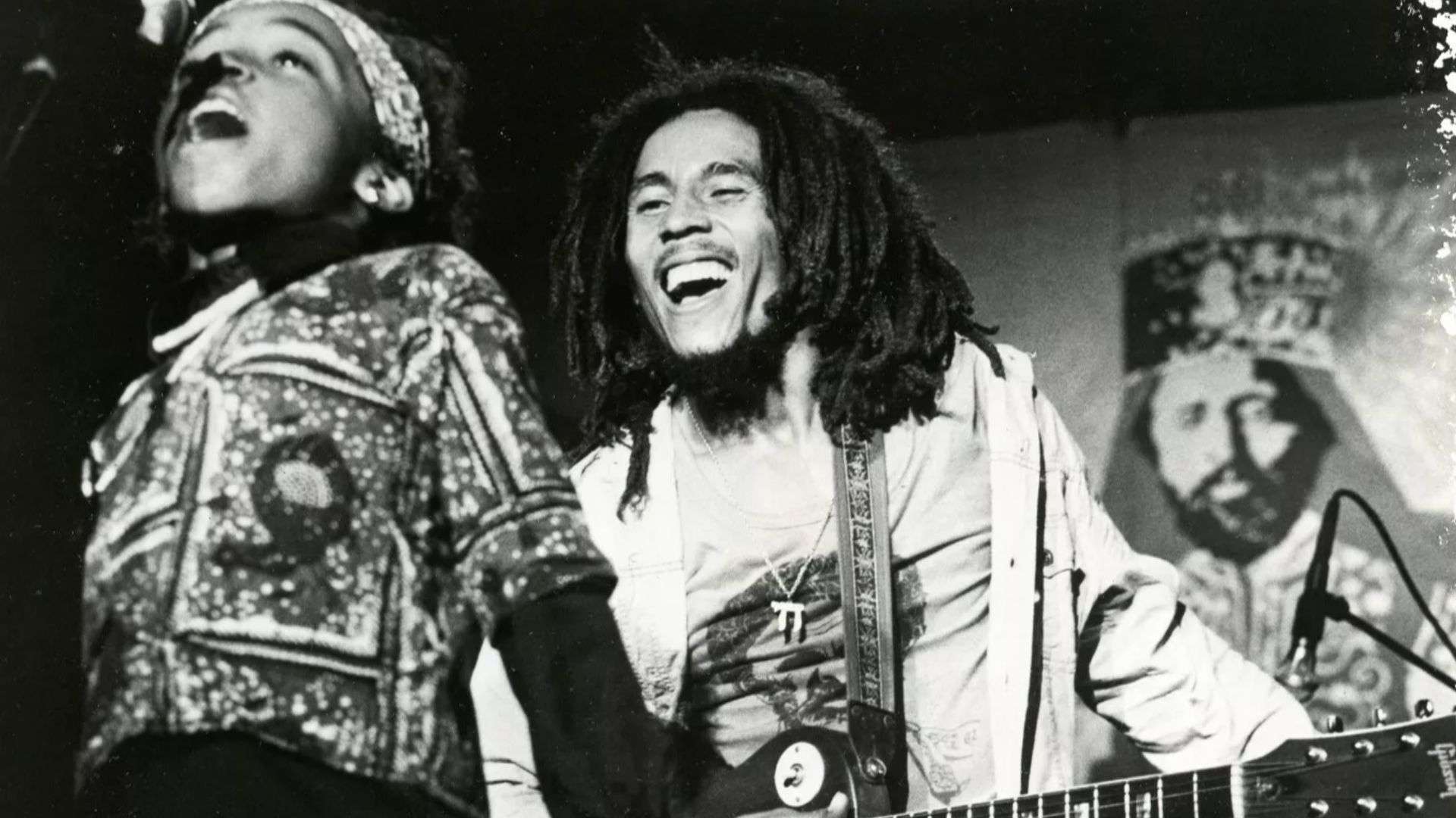 File:Bob Marley performing in 1976.jpg