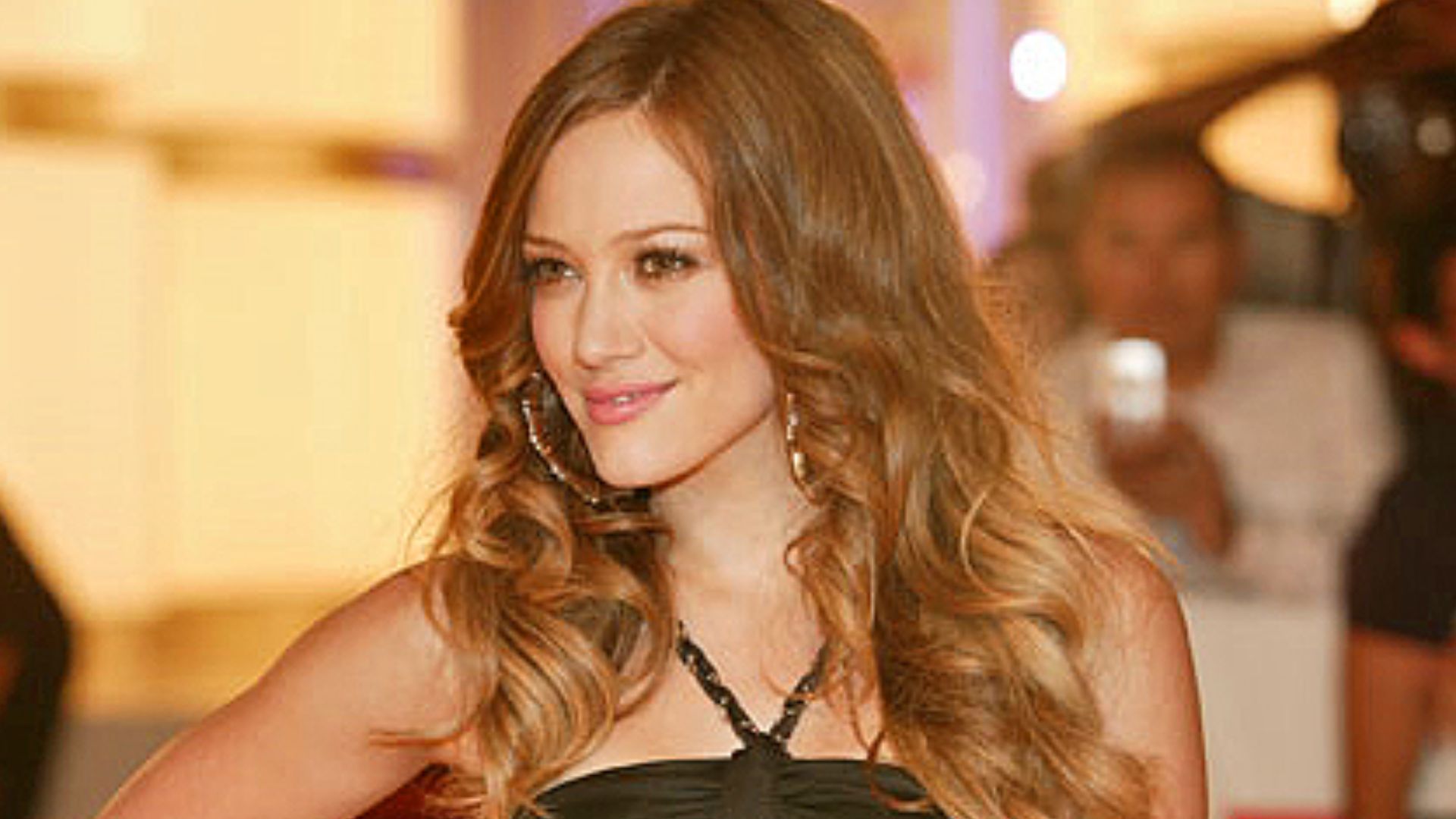 File:Robin Wong TIFF Schmooze Duff 1.jpg