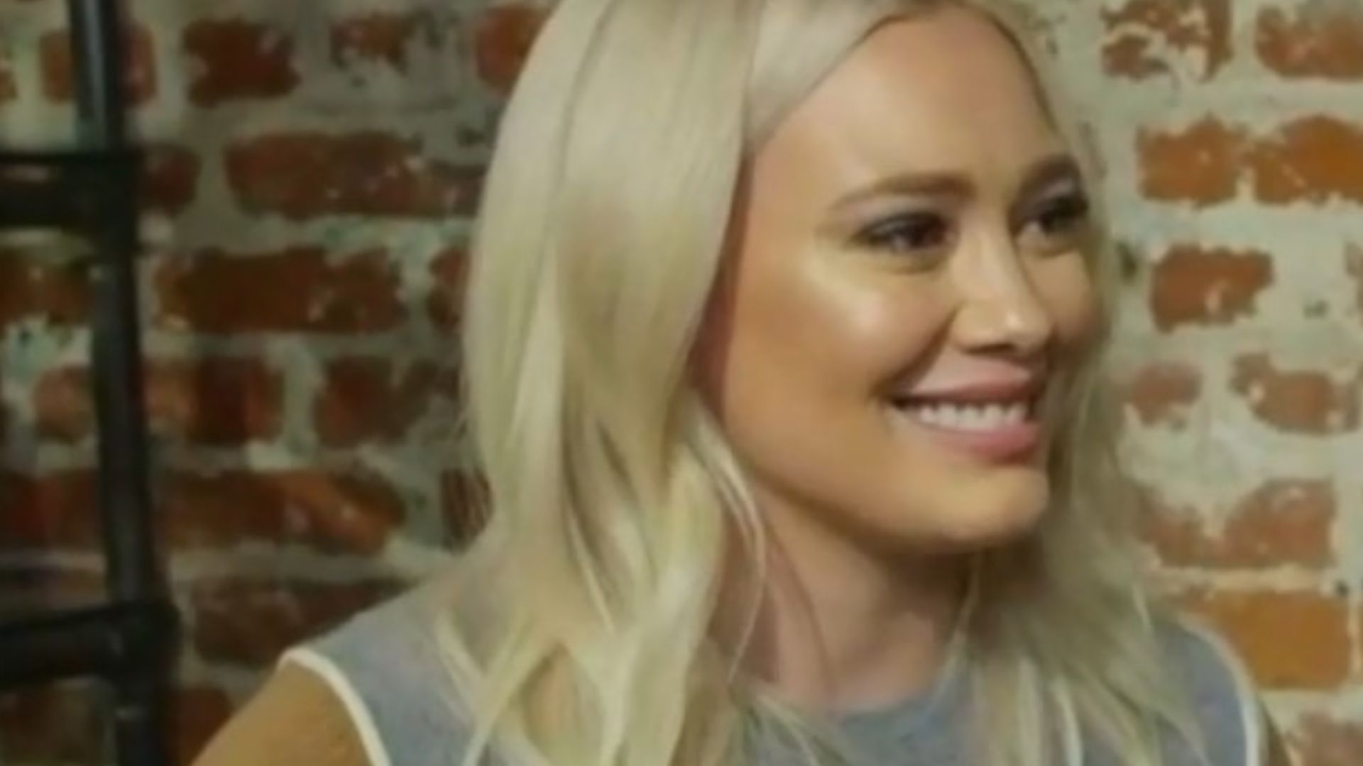 File:Hilary Duff ET.jpg