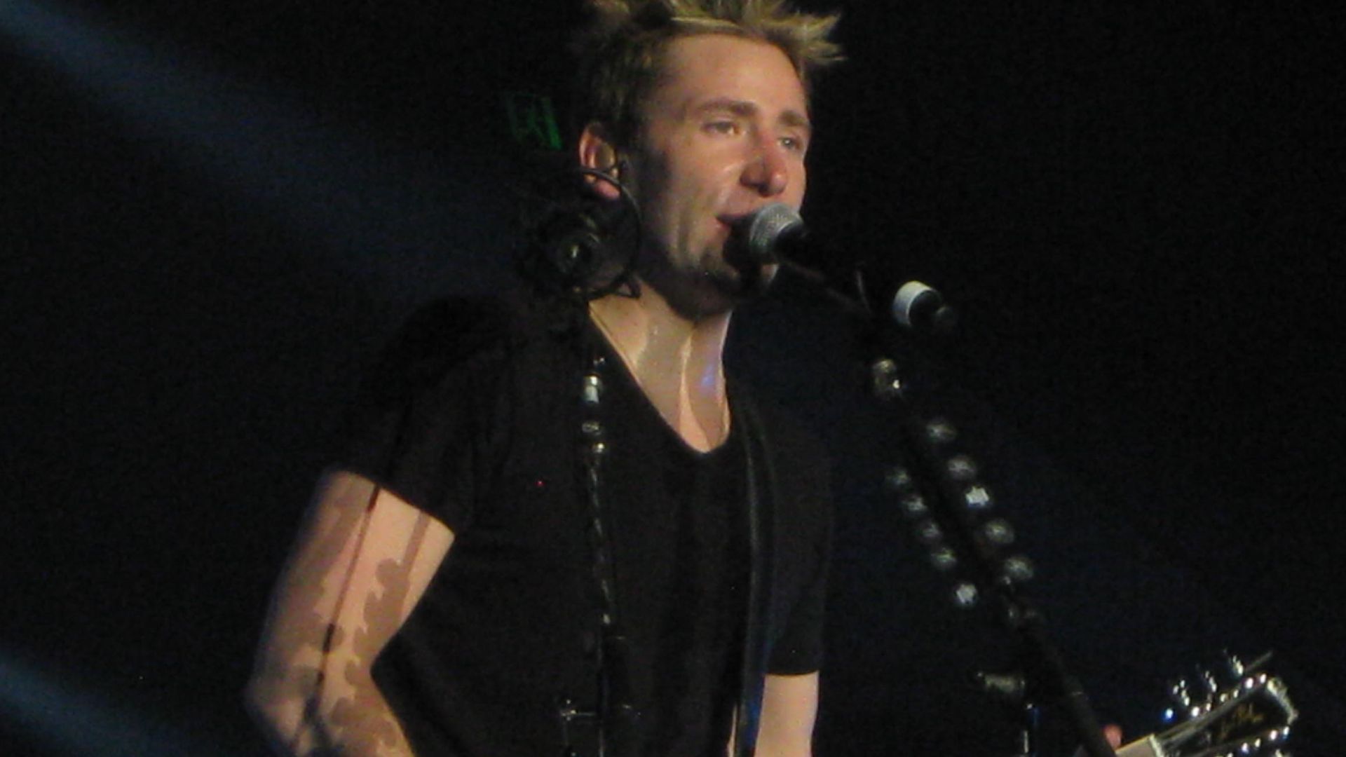File:Chad Kroeger Brisbane 2012.jpg