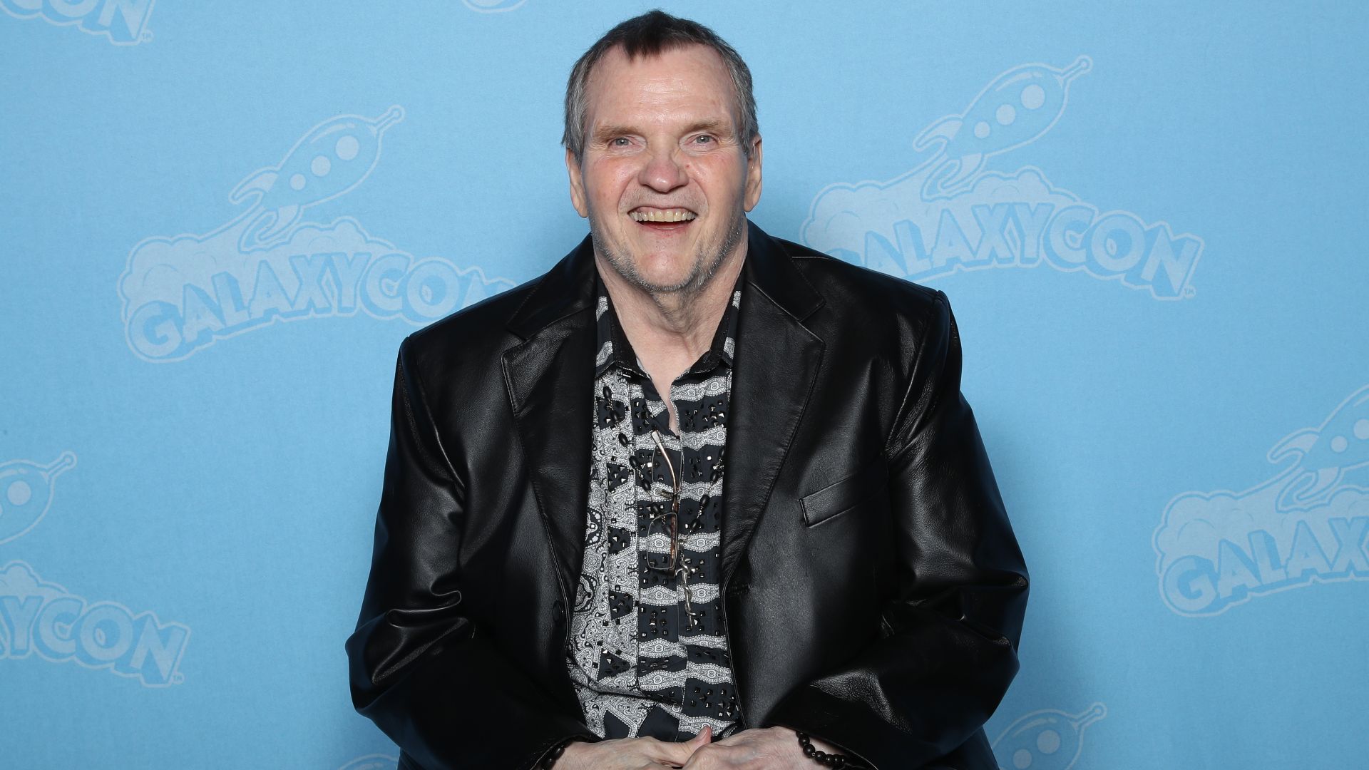File:Meat Loaf Photo Op GalaxyCon Raleigh 2019.jpg