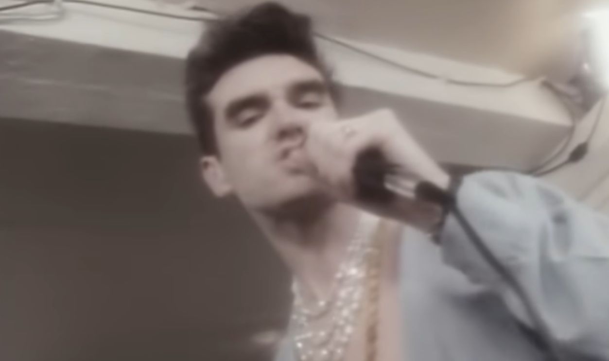 Screenshot from This Charming Man (1983)