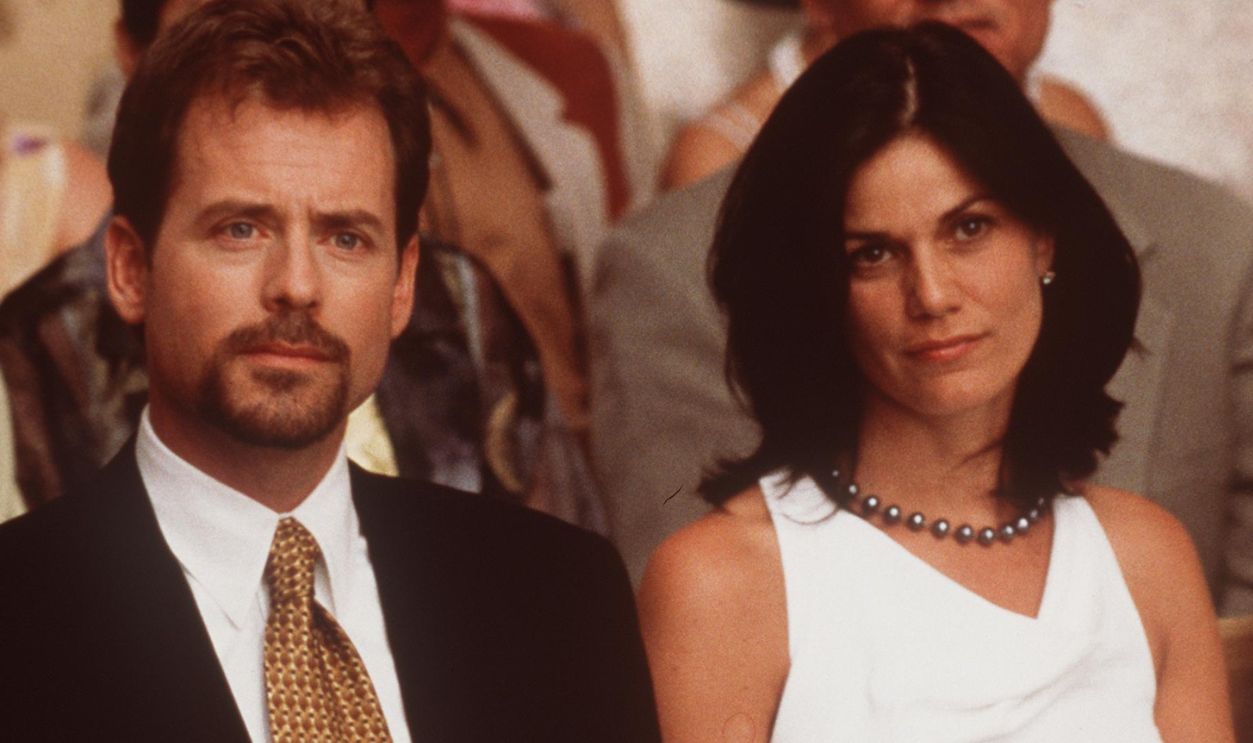 2000 Greg Kinnear And Linda Fiorentino Star In The Movie 
