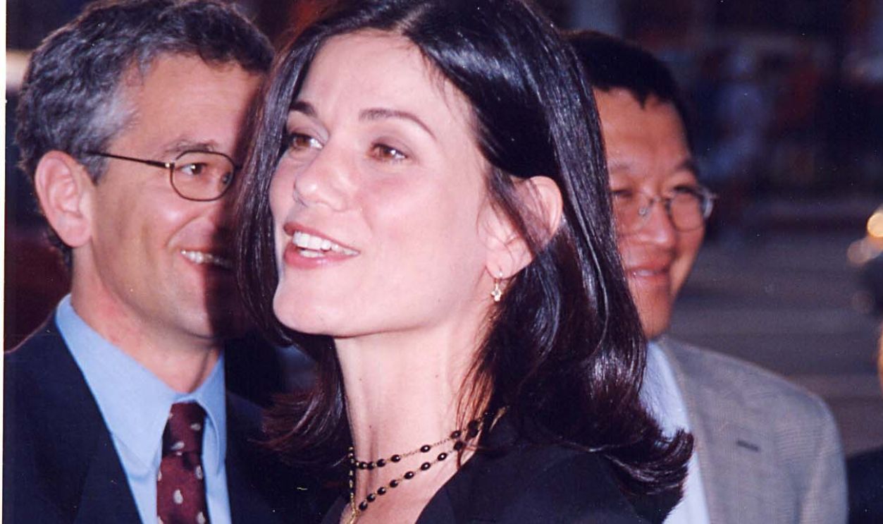 Linda Fiorentino during 