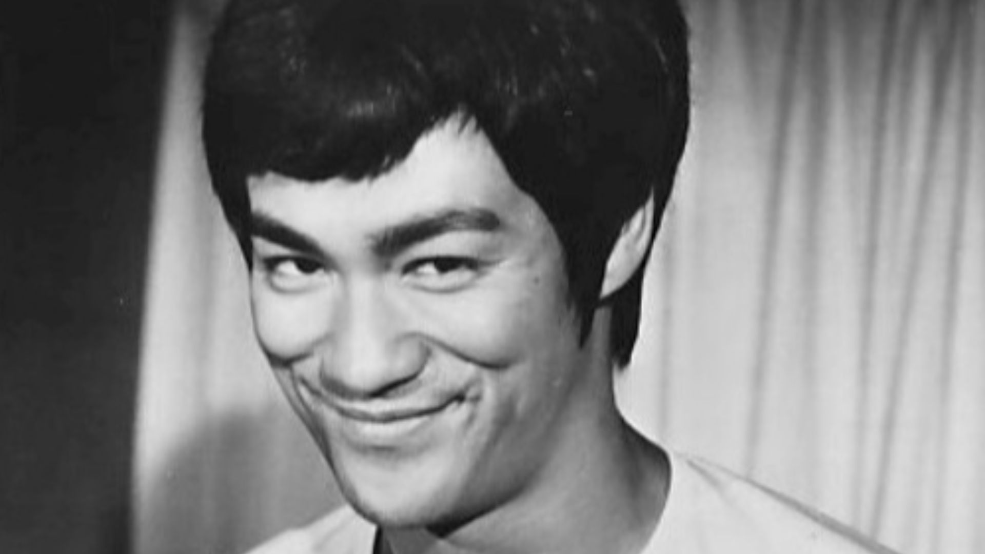 File:Bruce Lee 1973.jpg
