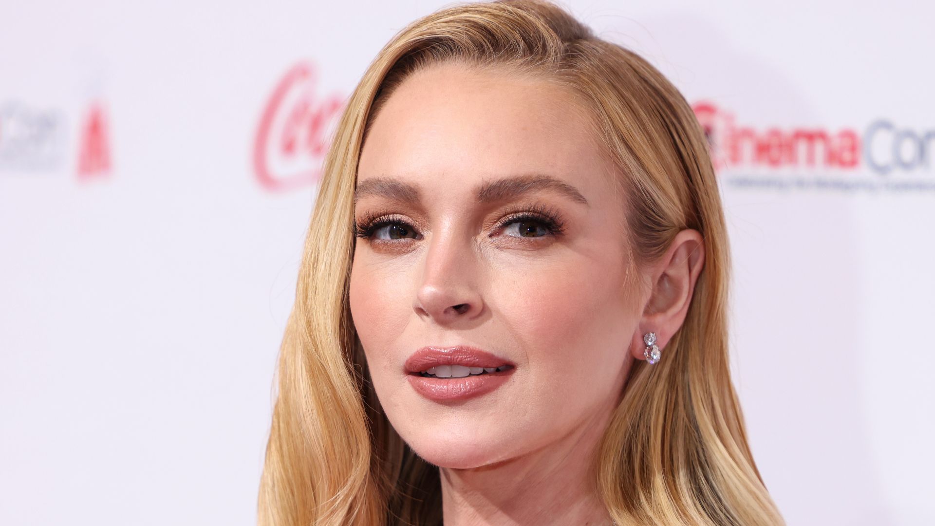 File:Lindsay Lohan by Gage Skidmore.jpg