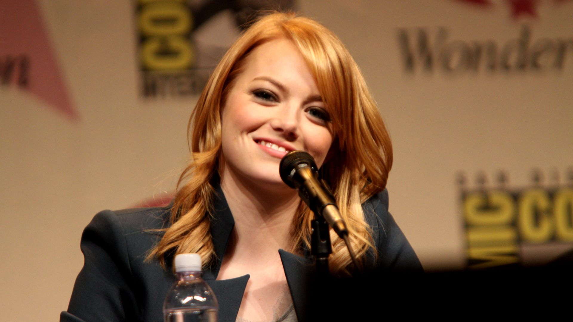 File:Emma Stone (6855554644).jpg