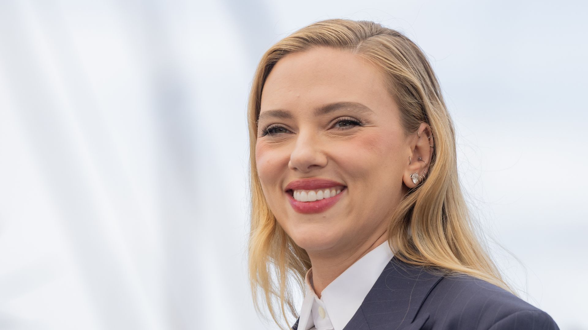 File:Scarlett Johansson-8596.jpg