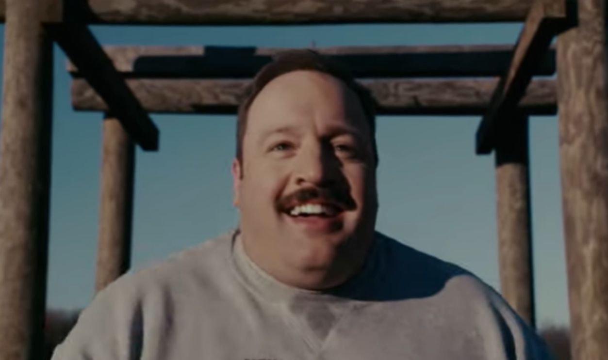 Screenshot from Paul Blart: Mall Cop (2009)