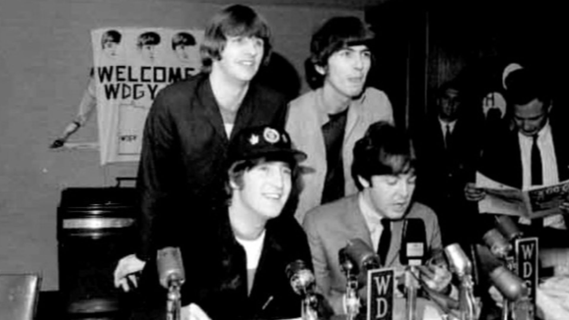 File:Beatles press conference 1965.jpg