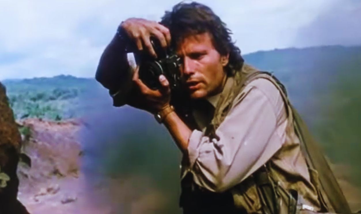 Screenshot from Salvador (1986)