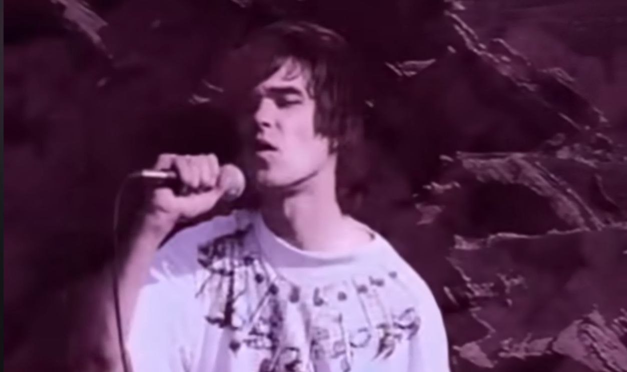 Screenshot from I Wanna Be Adored (1989)