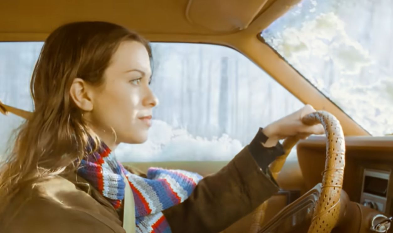 Screenshot from Ironic (1996)