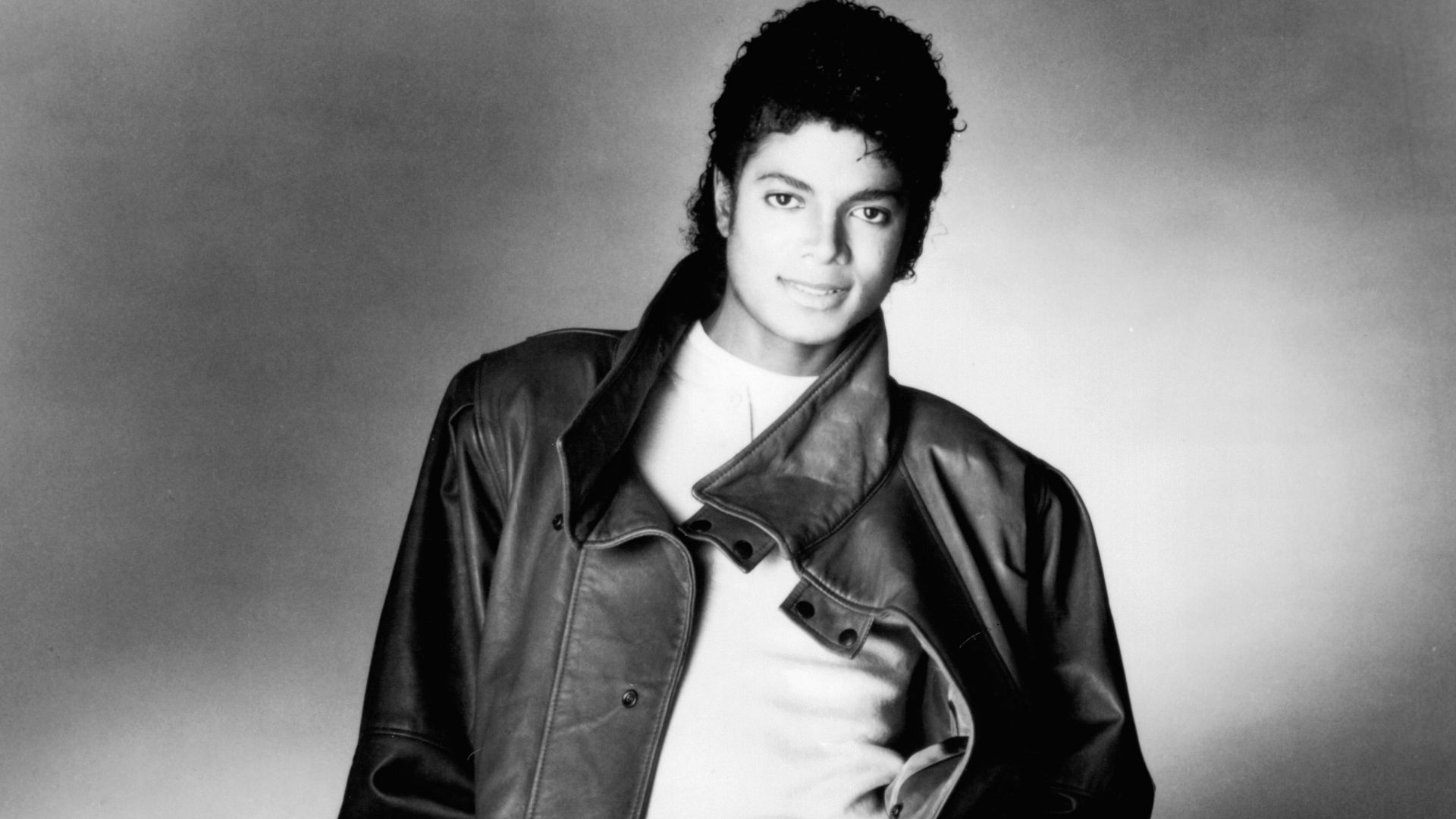File:Michael Jackson 1983.jpg