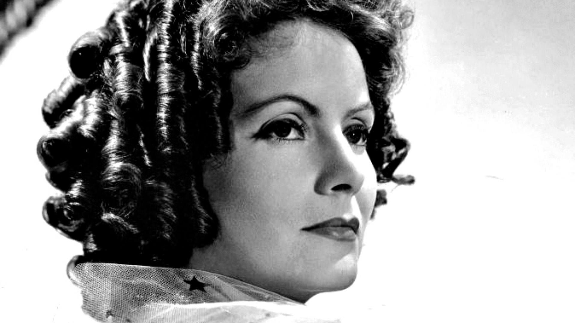 File:Greta Garbo - 1936.jpg