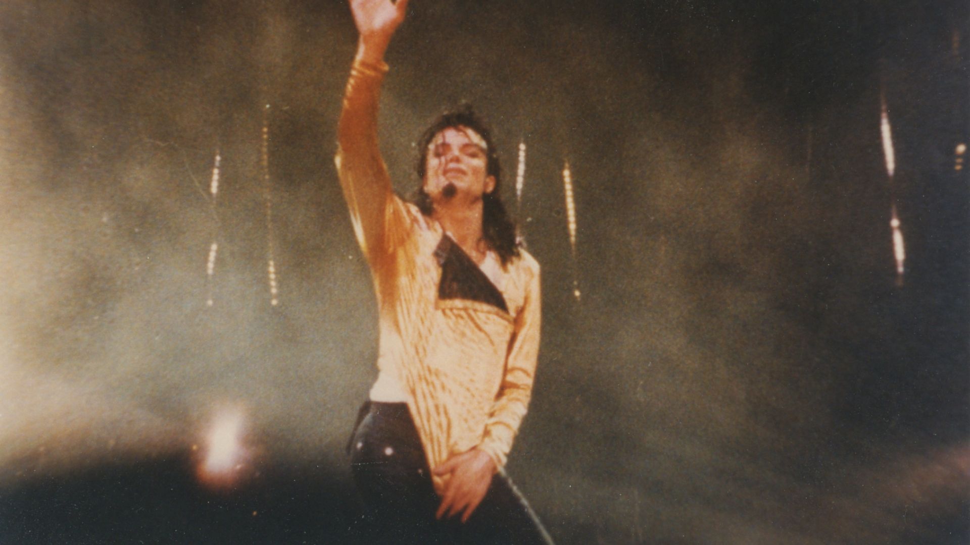 File:Michael Jackson (20589951783).jpg