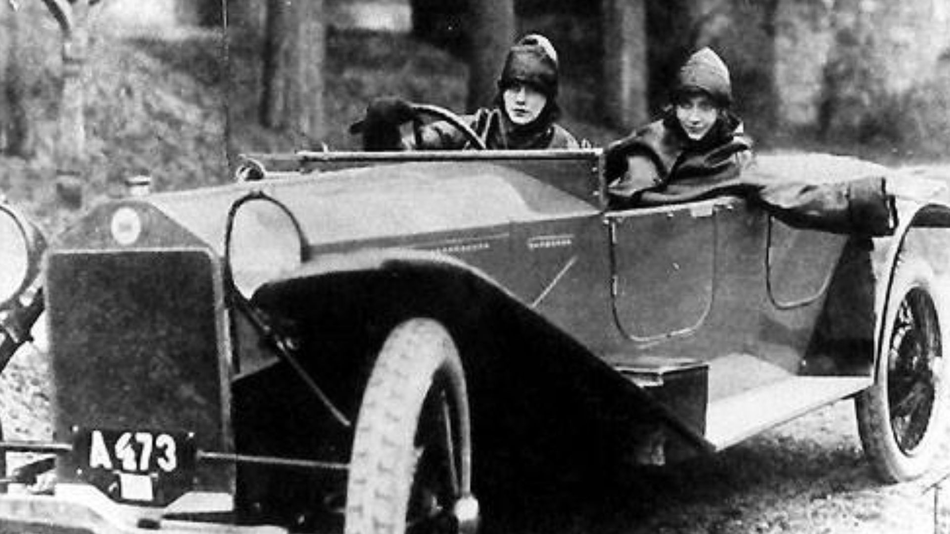 File:1924-05 Stockholm Lancia Lambda Garbo Schmiterlöw.jpg