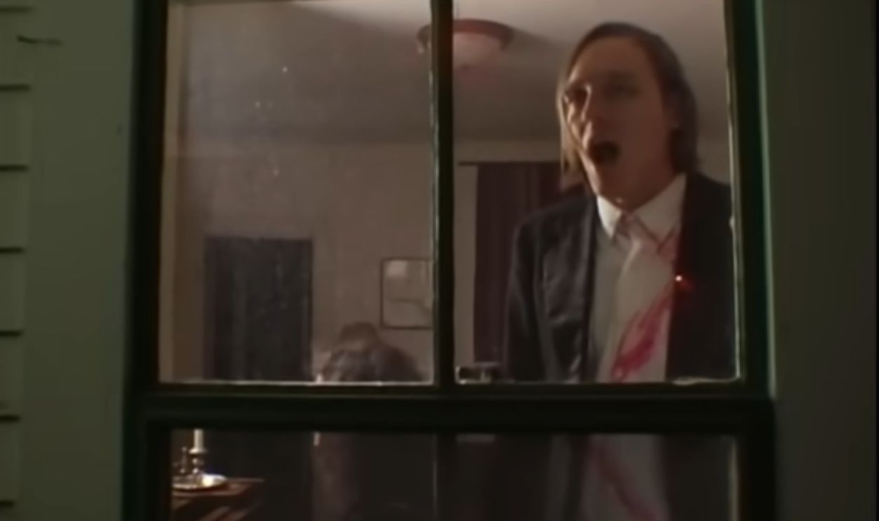 Screenshot from Rebellion (Lies) (2004)