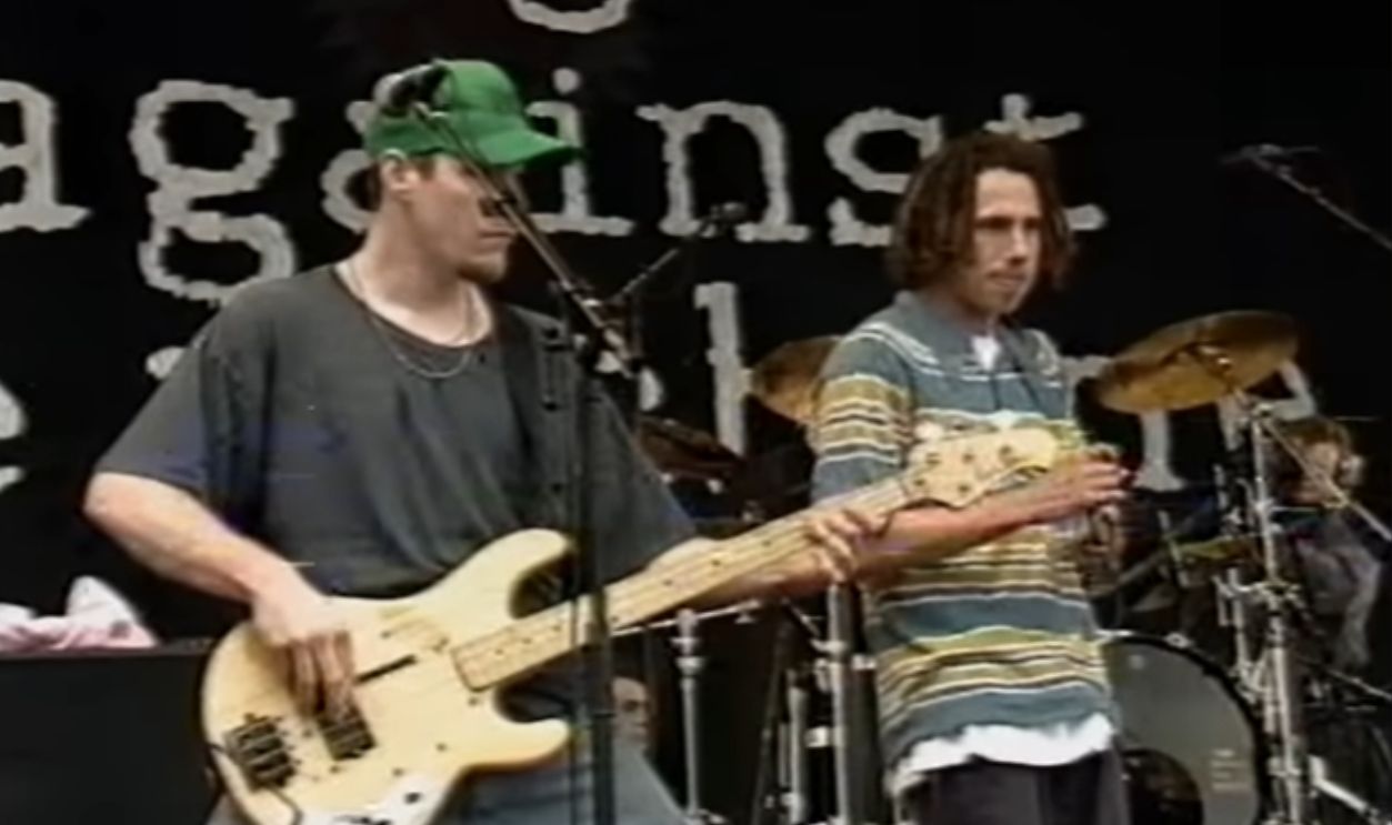 Screenshot from Fistful of Steel (1992)