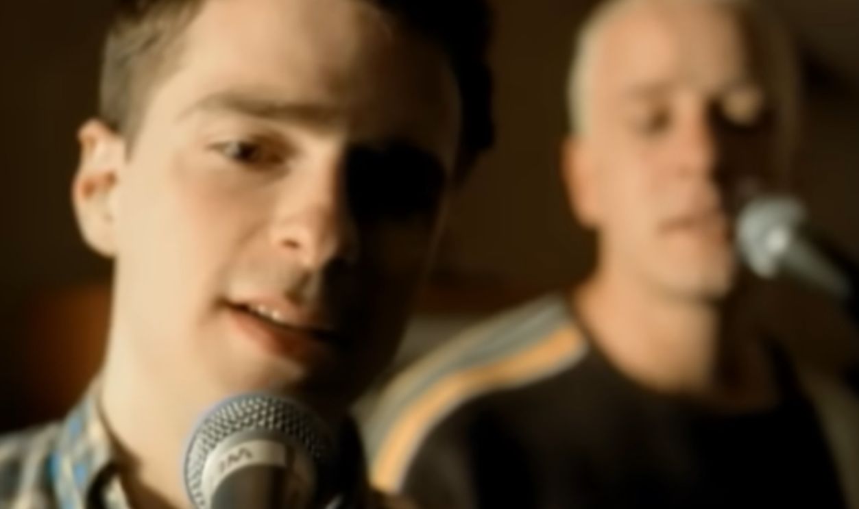 Screenshot from Say It Ain't So (1994)