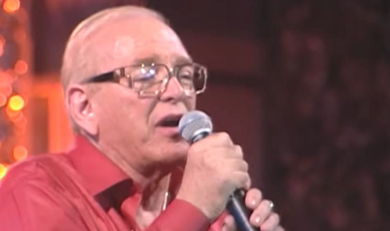 Screenshot from Rhythm of the Rain (1962)