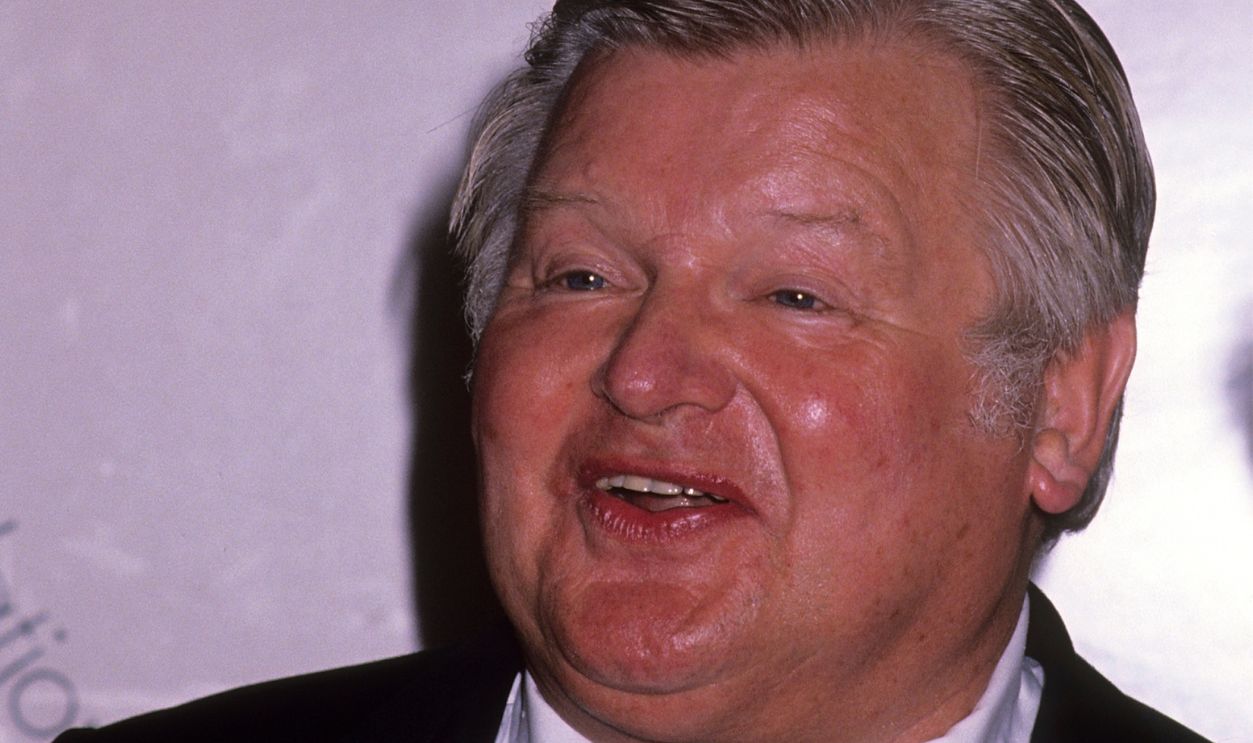 Benny Hill 451095608