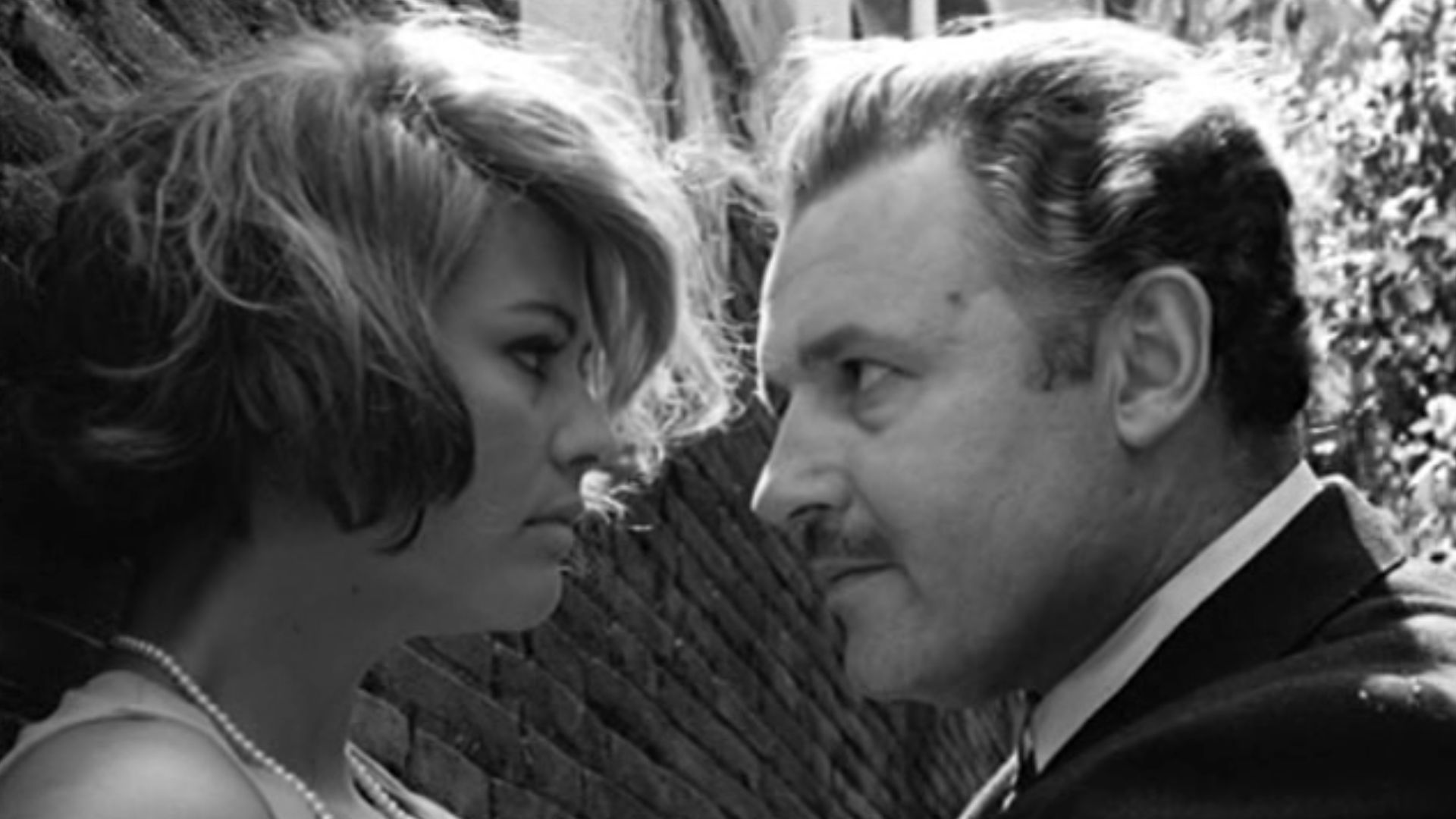 Screenshot del film Gli indifferenti (1964) di Francesco Maselli.