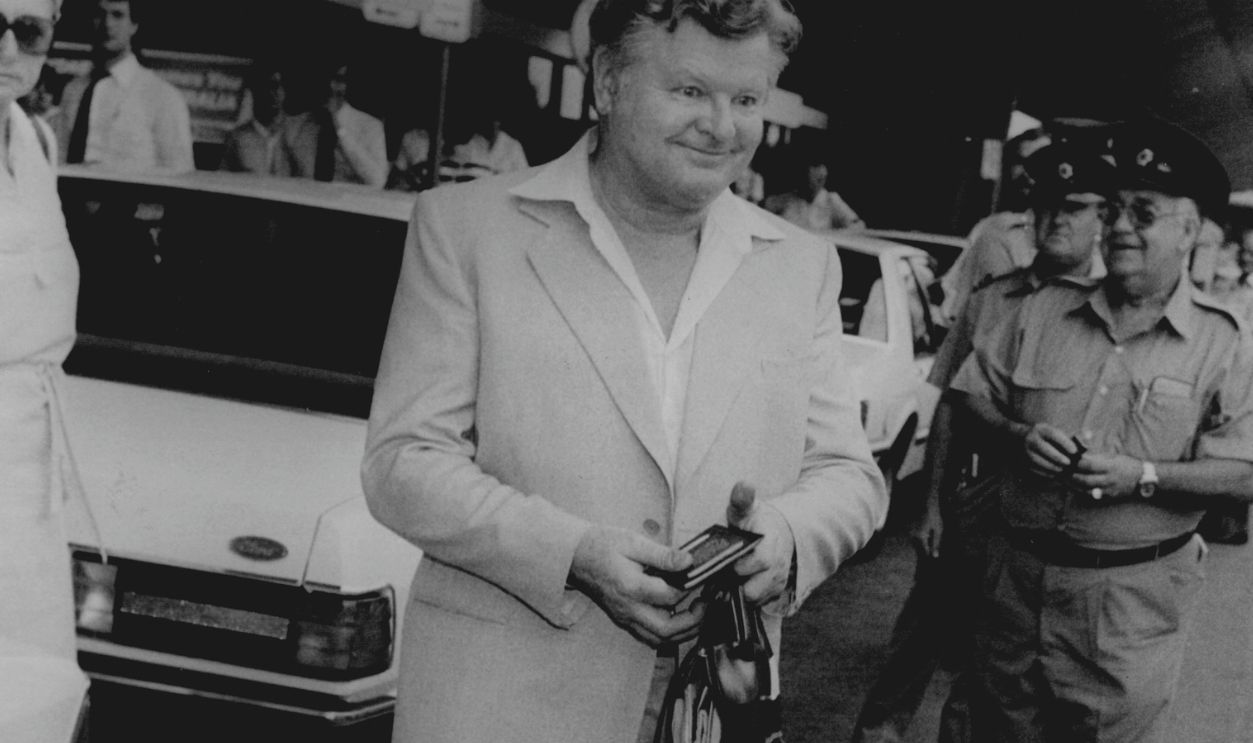 Benny Hill 1081039162