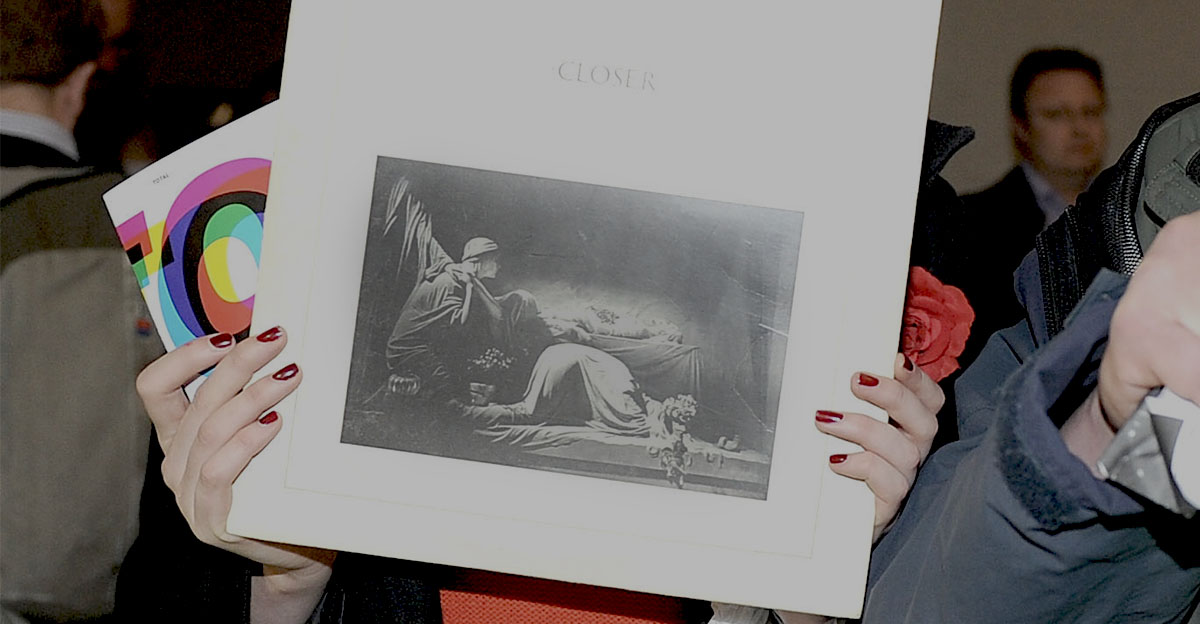 Joy Division - Closer