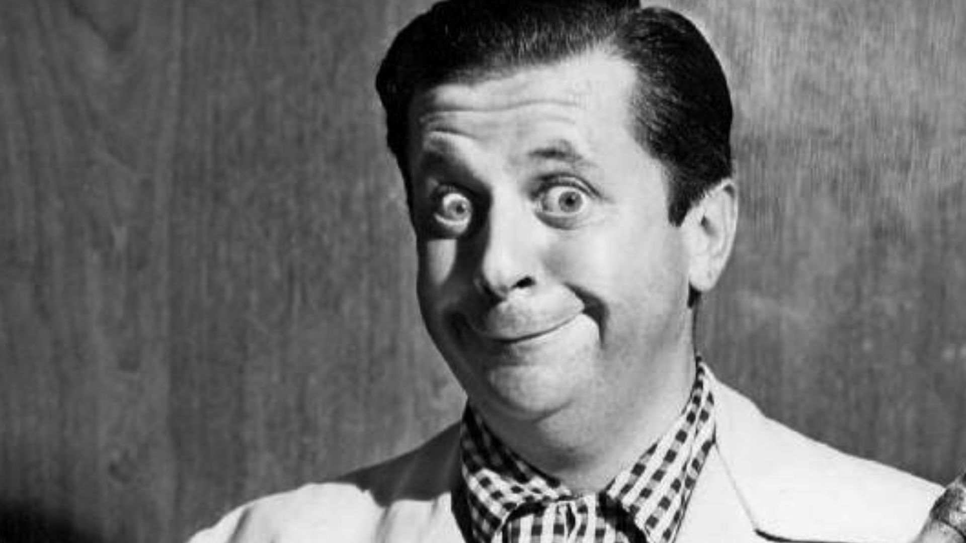 Publicity photo of Morey Amsterdam from the television program Battle of the Ages.