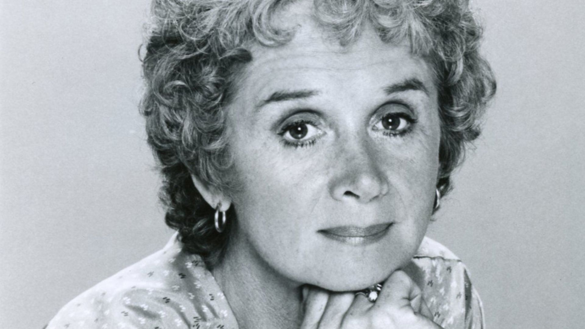 Barbara Barrie recreates the role of Mrs. Stohler, the ever patient and loving wife and mother in Breaking Away, for which she received an Academy Award nomination, when ABC presents a new one-hour comedy-drama series based on the acclaimed motion picture