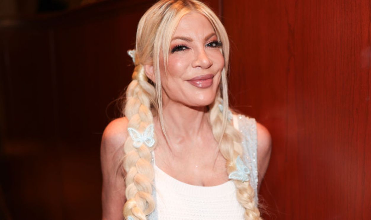 Tori Spelling at the 2025 iHeartRadio Music Awards held at the Dolby Theatre on March 17, 2025 in Los Angeles, California. 