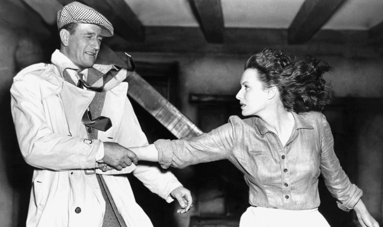 American actors John Wayne and Maureen O'Hara on the set of The Quiet Man (L'homme tranquille), directed and produced by John Ford.