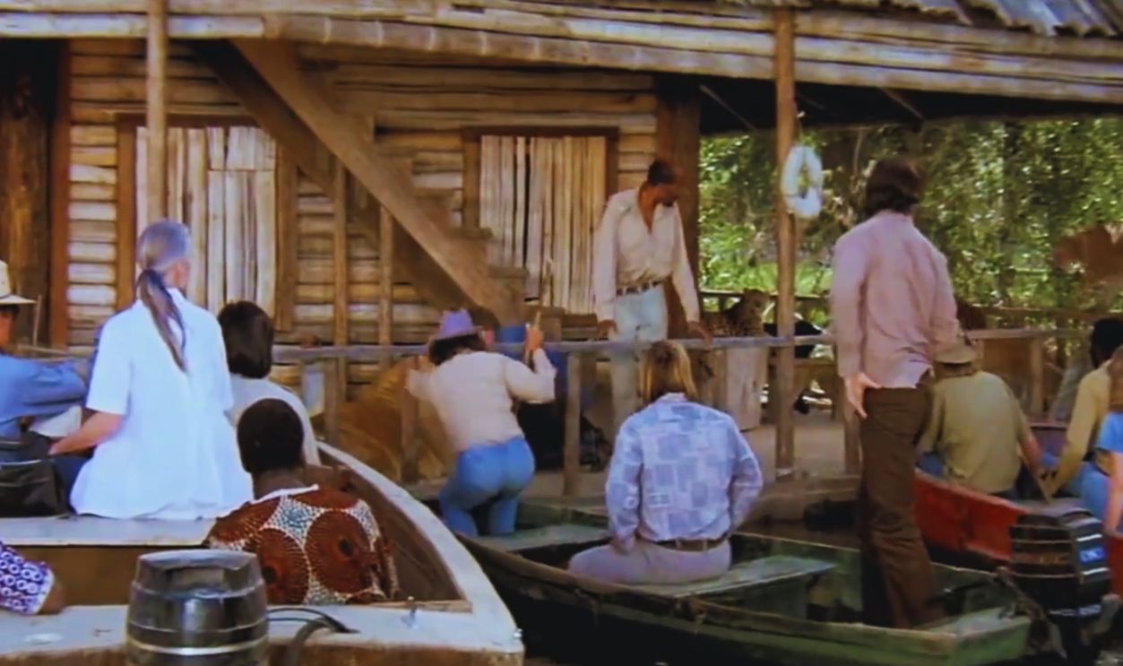 Screenshot from Roar (1981)