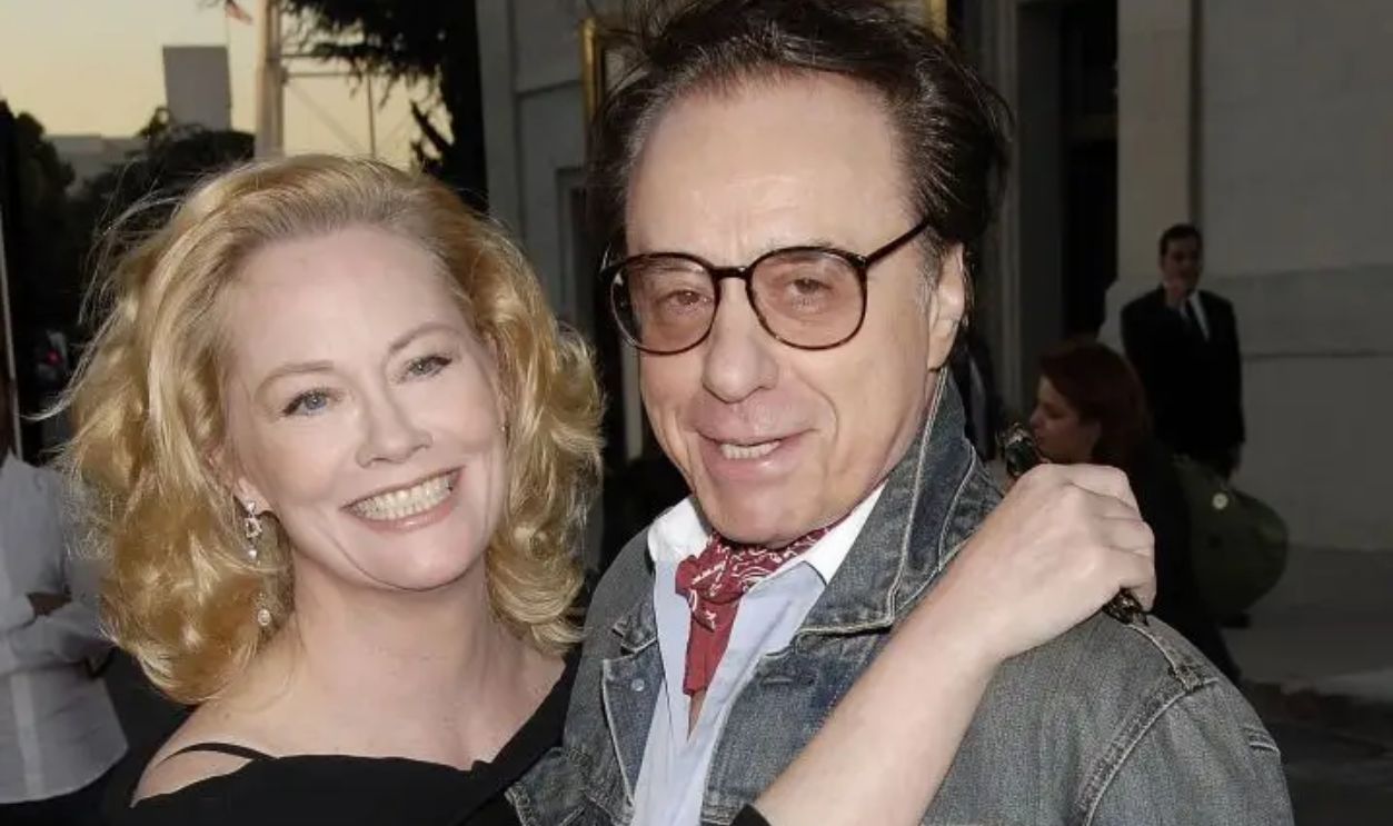 BURBANK, CA - OCTOBER 02: Director Peter Bogdanovich and actress Cybill Shepherd attend the world premiere of
