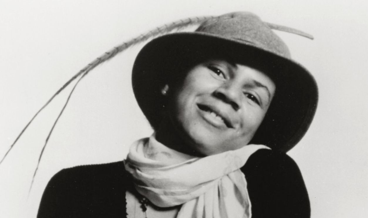 Minnie Riperton poses for a studio portrait, USA, 1975.