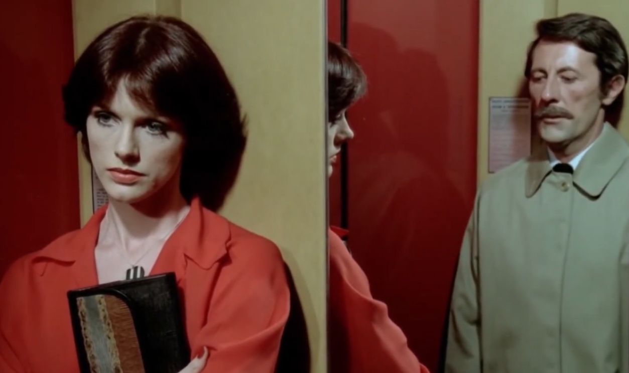 Screenshot from Pardon Mon Affaire, Gaumont (1976)