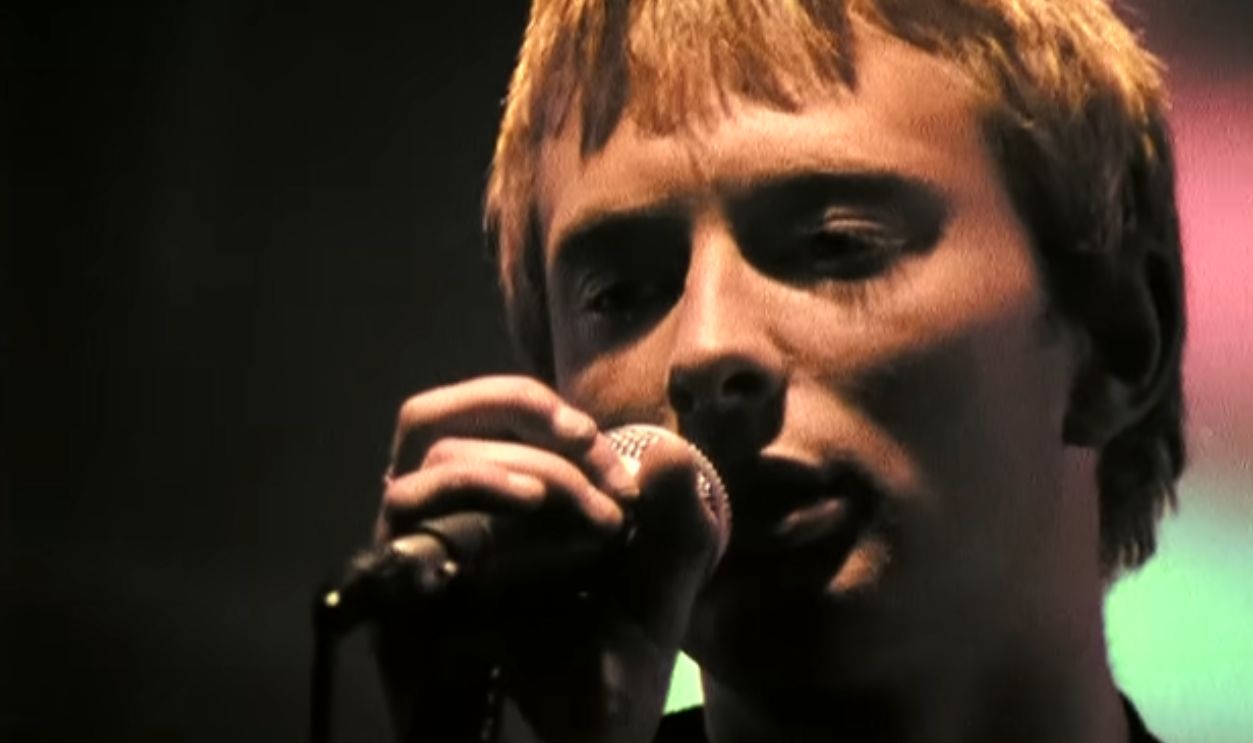 Screenshot from Creep (1992)