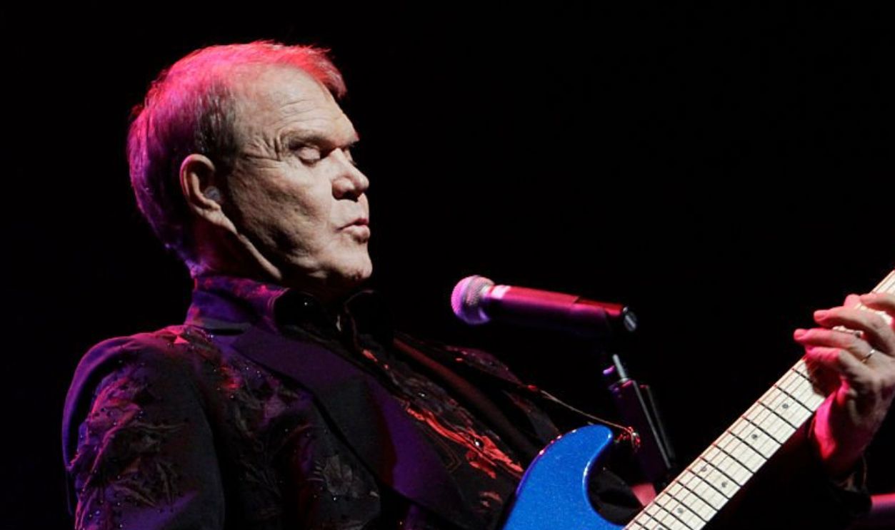 Glen Campbell performs as part of his farewell tour at Club Nokia on Oct. 6, 2011.