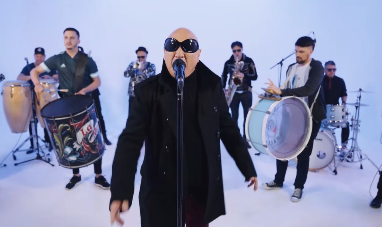 Screenshot from Muchachos, Ahora Nos Volvimos a Ilusionar (2022)