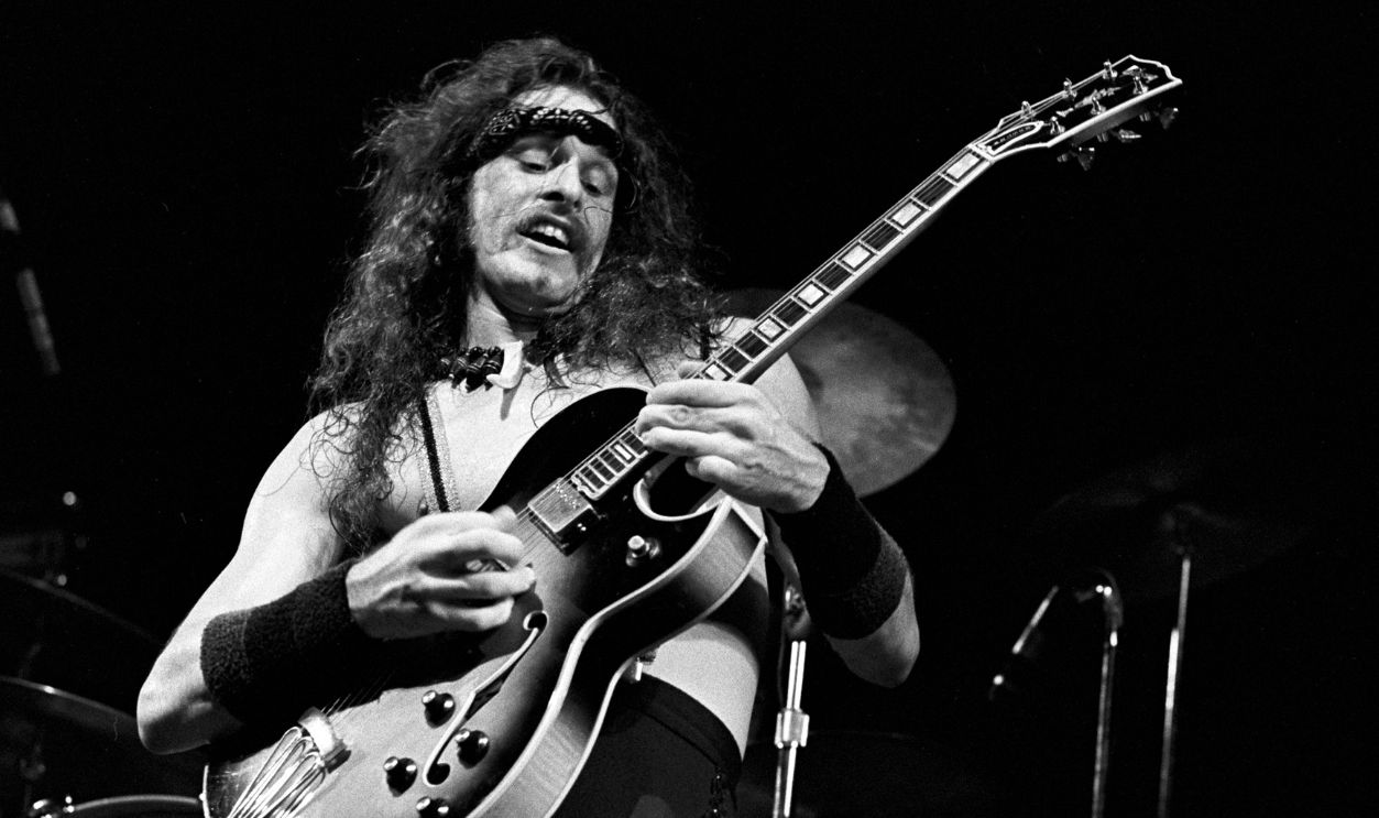 Ted Nugent 83729109