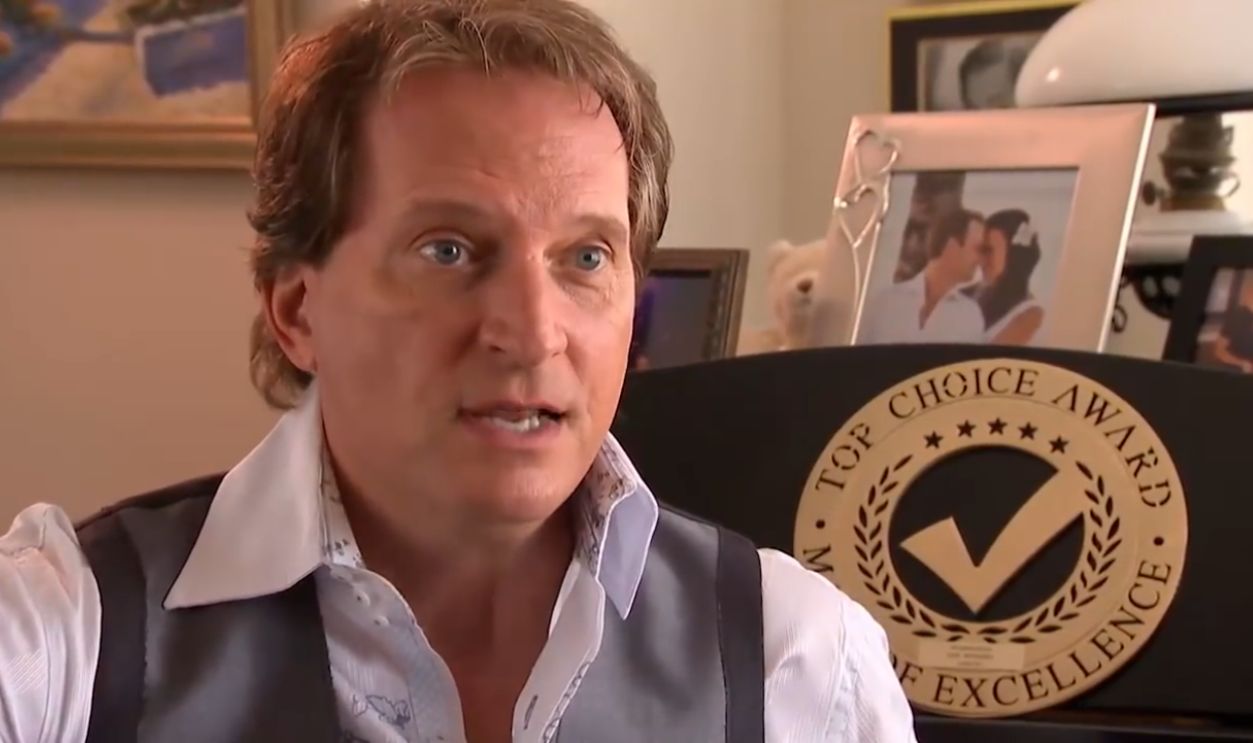 Screenshot from Oprah: Where Are They Now? (2012–2017) 